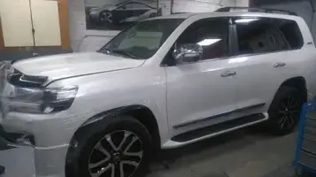 TOYOTA LAND CRUISER 200 2016